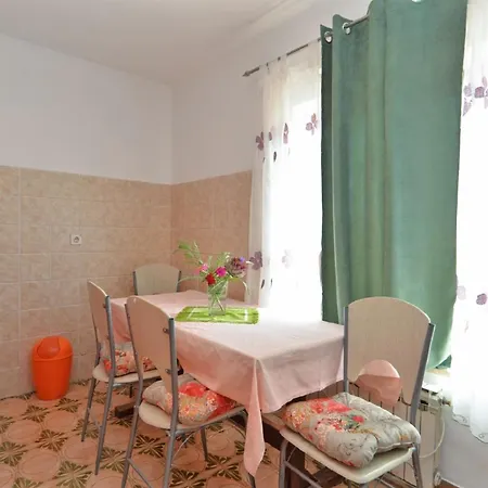 Fuer 5 Personen Ca 50 Qm In Rovinj, Istrien Istrische Riviera * Rovinj