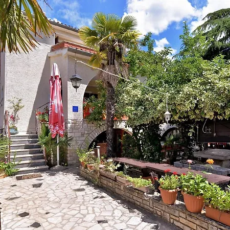 Fuer 5 Personen Ca 50 Qm In Rovinj, Istrien Istrische Riviera * Rovinj